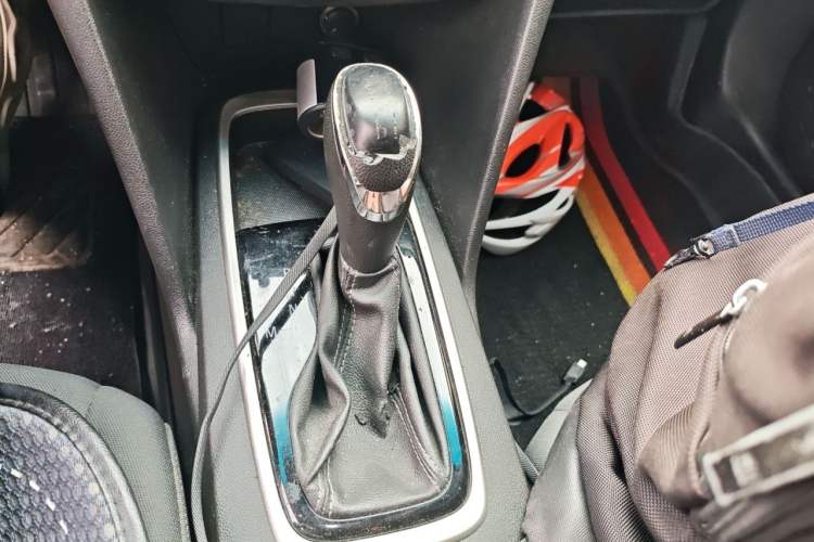 Used Chevrolet Cavalier 2019 320 Automatic Enjoyment with Sunroof Gear Lever