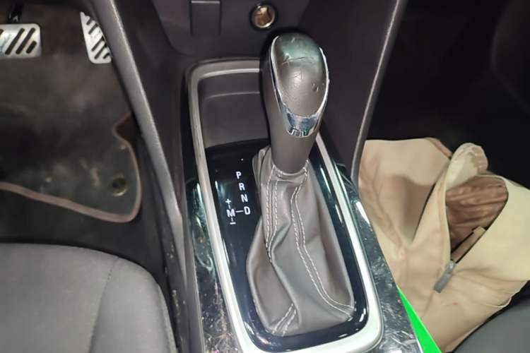 Used Chevrolet Cavalier 2019 320 Automatic Enjoyment with Sunroof Gear Lever