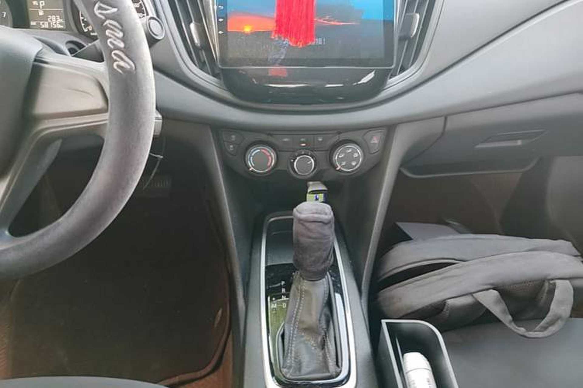 Used Chevrolet Cavalier 2019 320 Automatic Enjoyment with Sunroof Gear Lever