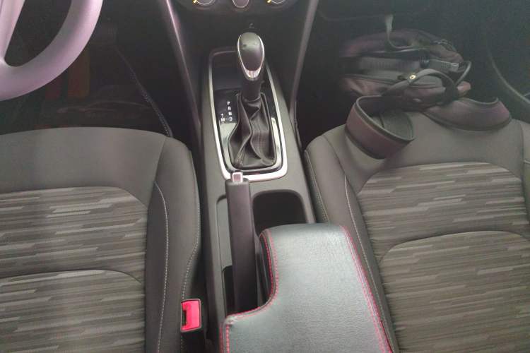 Used Chevrolet Cavalier 2019 320 Automatic Enjoyment with Sunroof Gear Lever
