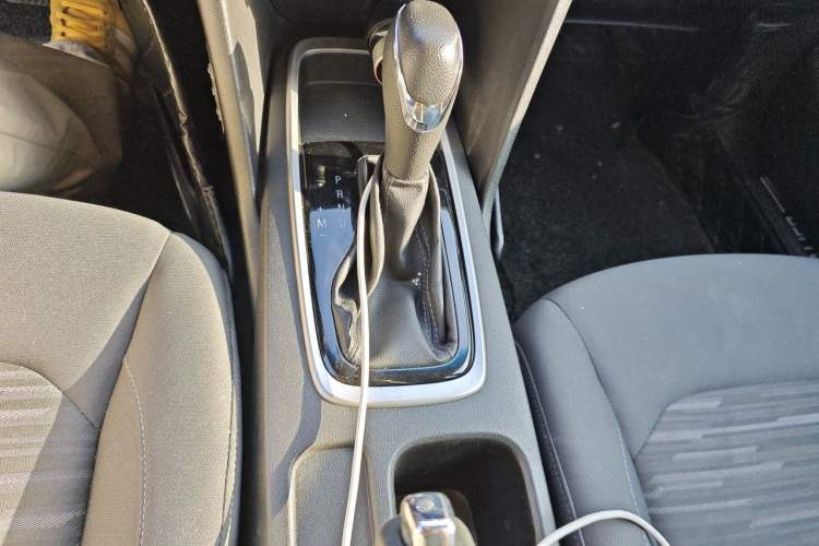 Used Chevrolet Cavalier 2019 320 Automatic Enjoyment with Sunroof Gear Lever