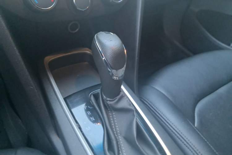 Used Chevrolet Cavalier 2019 320 Automatic Enjoyment with Sunroof Gear Lever
