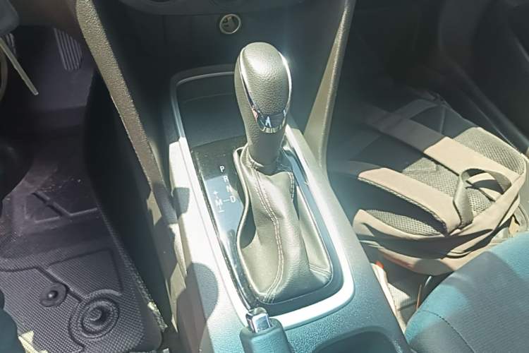 Used Chevrolet Cavalier 2019 320 Automatic Enjoyment with Sunroof Gear Lever