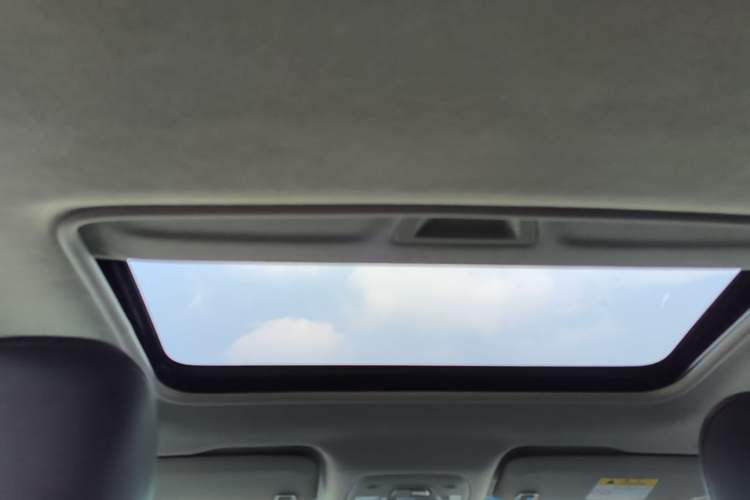 Used Chevrolet Cavalier 2019 320 Automatic Xinyue Edition Headliner