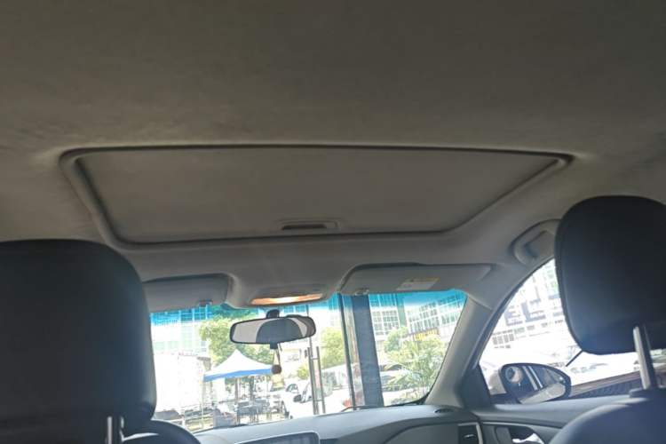 Used Chevrolet Cavalier 2019 320 Automatic Xinyue Edition Headliner
