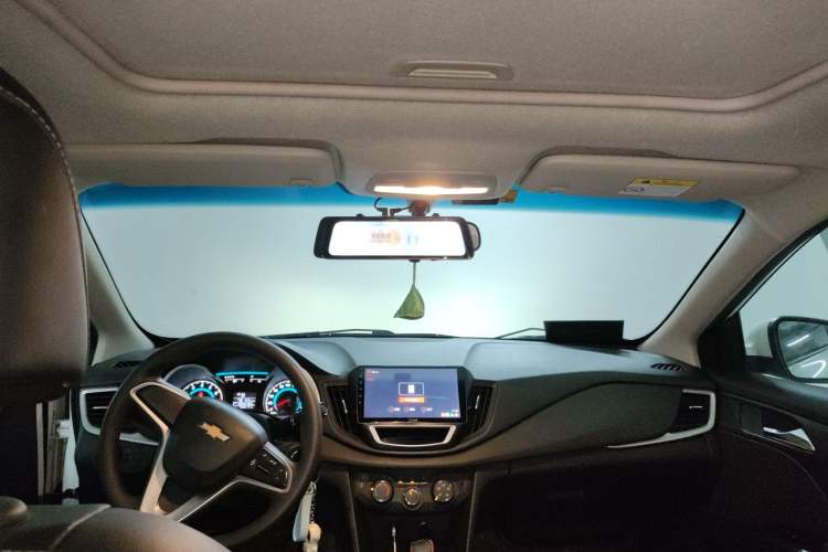 Used Chevrolet Cavalier 2019 320 Automatic Xinyue Edition Headliner