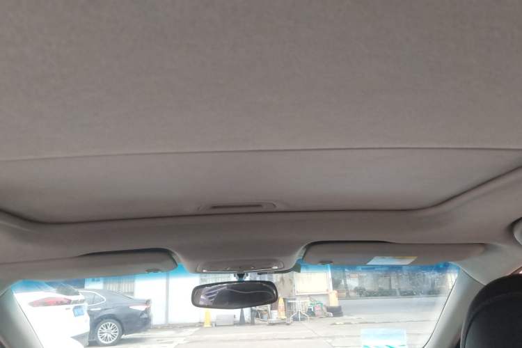 Used Chevrolet Cavalier 2019 320 Automatic Xinyue Edition Headliner