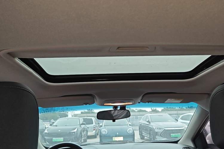 Used Chevrolet Cavalier 2019 320 Automatic Enjoyment with Sunroof Headliner