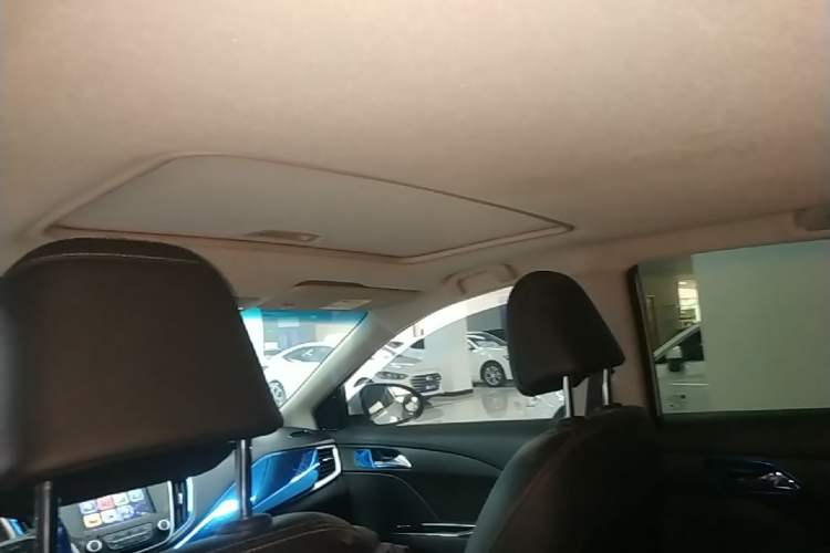 Used Chevrolet Cavalier 2019 320 Automatic Xinyue Edition Headliner