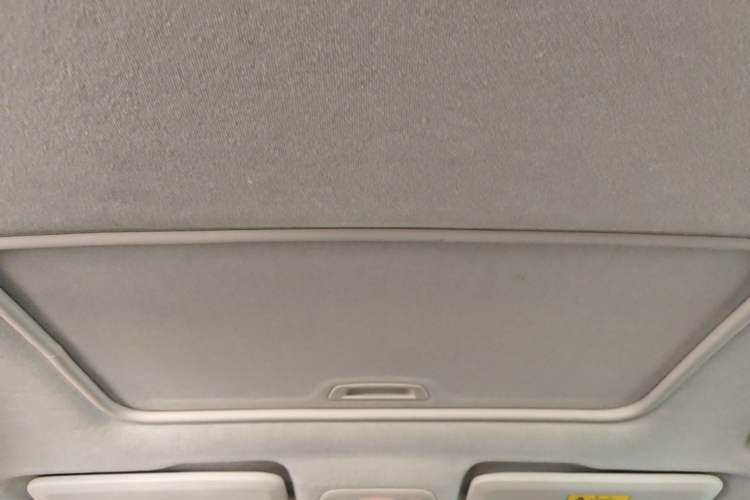Used Chevrolet Cavalier 2019 320 Manual Xinyue Edition Headliner