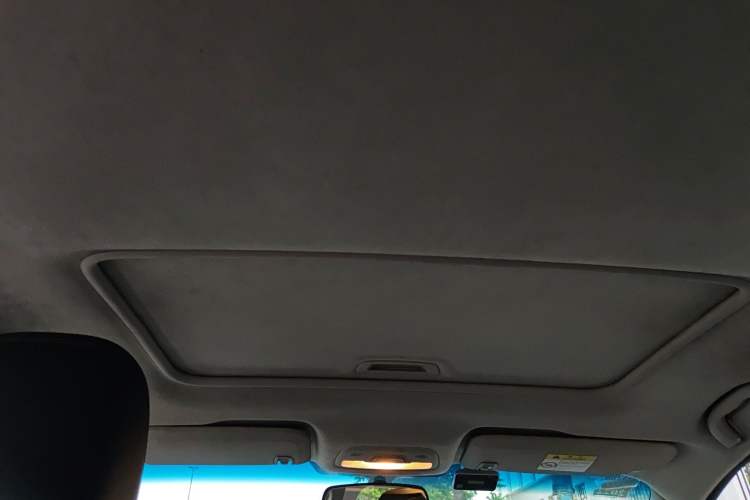 Used Chevrolet Cavalier 2019 320 Automatic Xinyue Edition Headliner