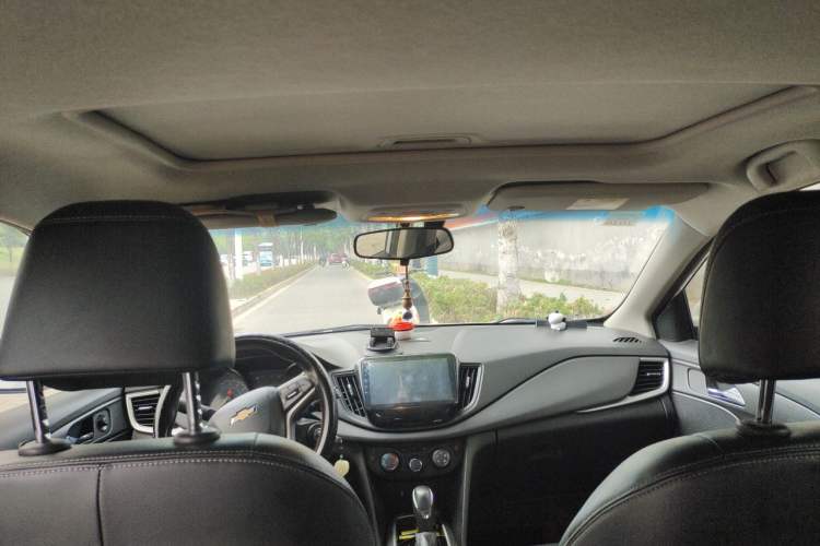 Used Chevrolet Cavalier 2019 320 Automatic Xinyue Edition Headliner