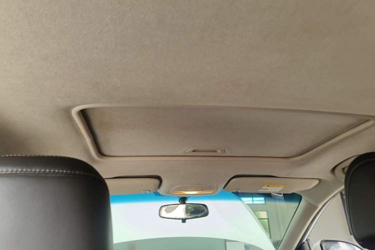 Used Chevrolet Cavalier 2019 320 Automatic Xinyue Edition Headliner