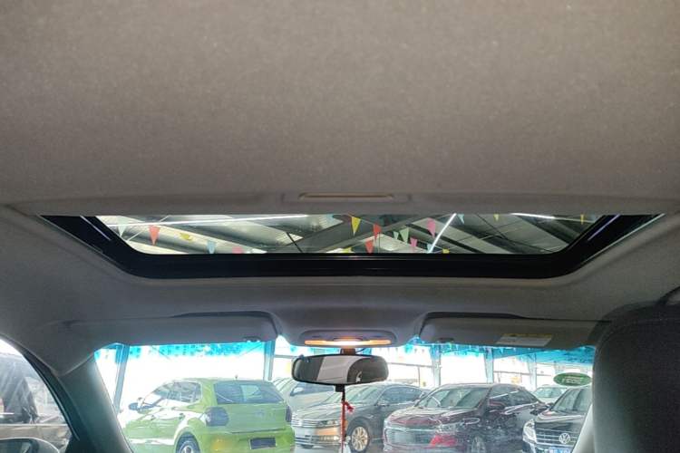 Used Chevrolet Cavalier 2019 320 Automatic Enjoyment with Sunroof Headliner