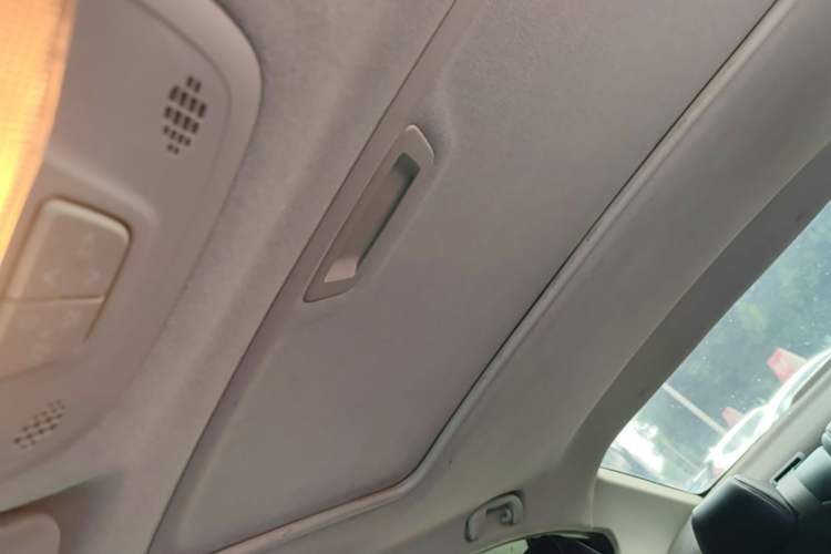 Used Chevrolet Cavalier 2019 320 Automatic Enjoyment with Sunroof Headliner
