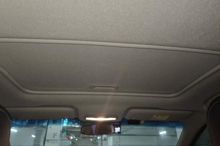 Used Chevrolet Cavalier 2019 320 Automatic Xinyue Edition Headliner