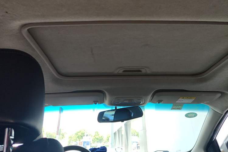 Used Chevrolet Cavalier 2019 320 Automatic Xinyue Edition Headliner