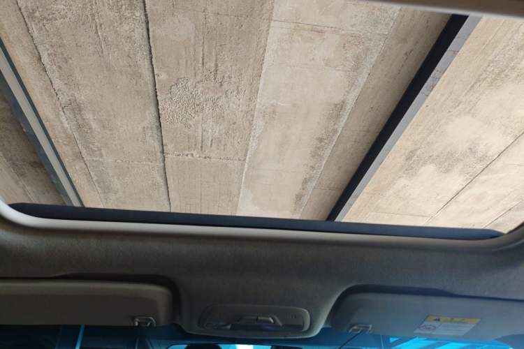 Used Chevrolet Cavalier 2019 320 Automatic Xinyue Edition Headliner