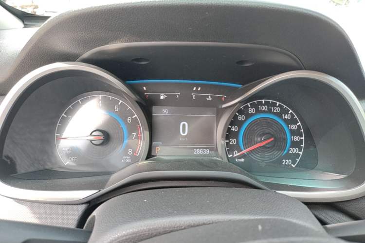 Used Chevrolet Cavalier 2019 325T Dual-Clutch Xinyue Edition Instrument Cluster