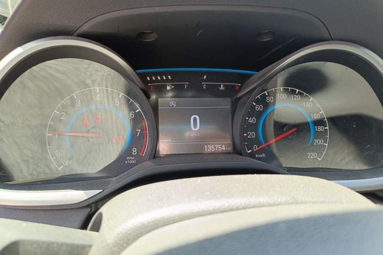 Used Chevrolet Cavalier 2019 325T Dual-Clutch Xinyue Edition Instrument Cluster
