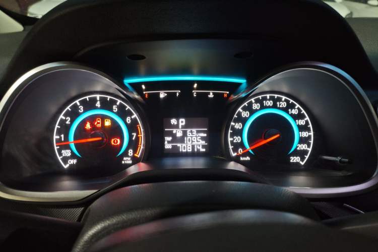 Used Chevrolet Cavalier 2019 320 Automatic Enjoyment with Sunroof Instrument Cluster