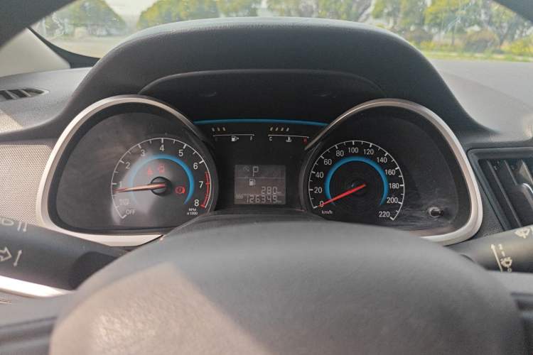 Used Chevrolet Cavalier 2019 320 Automatic Enjoyment with Sunroof Instrument Cluster