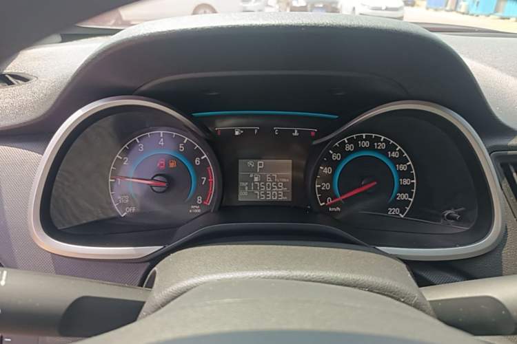 Used Chevrolet Cavalier 2019 320 Automatic Enjoyment with Sunroof Instrument Cluster