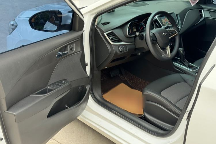 Used Chevrolet Cavalier 2019 320 Automatic Xinyue Edition Interior 1