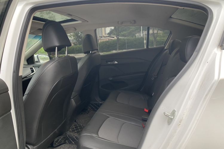 Used Chevrolet Cavalier 2019 320 Automatic Xinyue Edition Interior 1