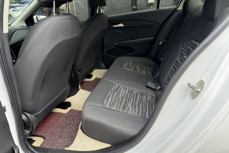 Used Chevrolet Cavalier 2019 320 Automatic Enjoyment with Sunroof Interior 1