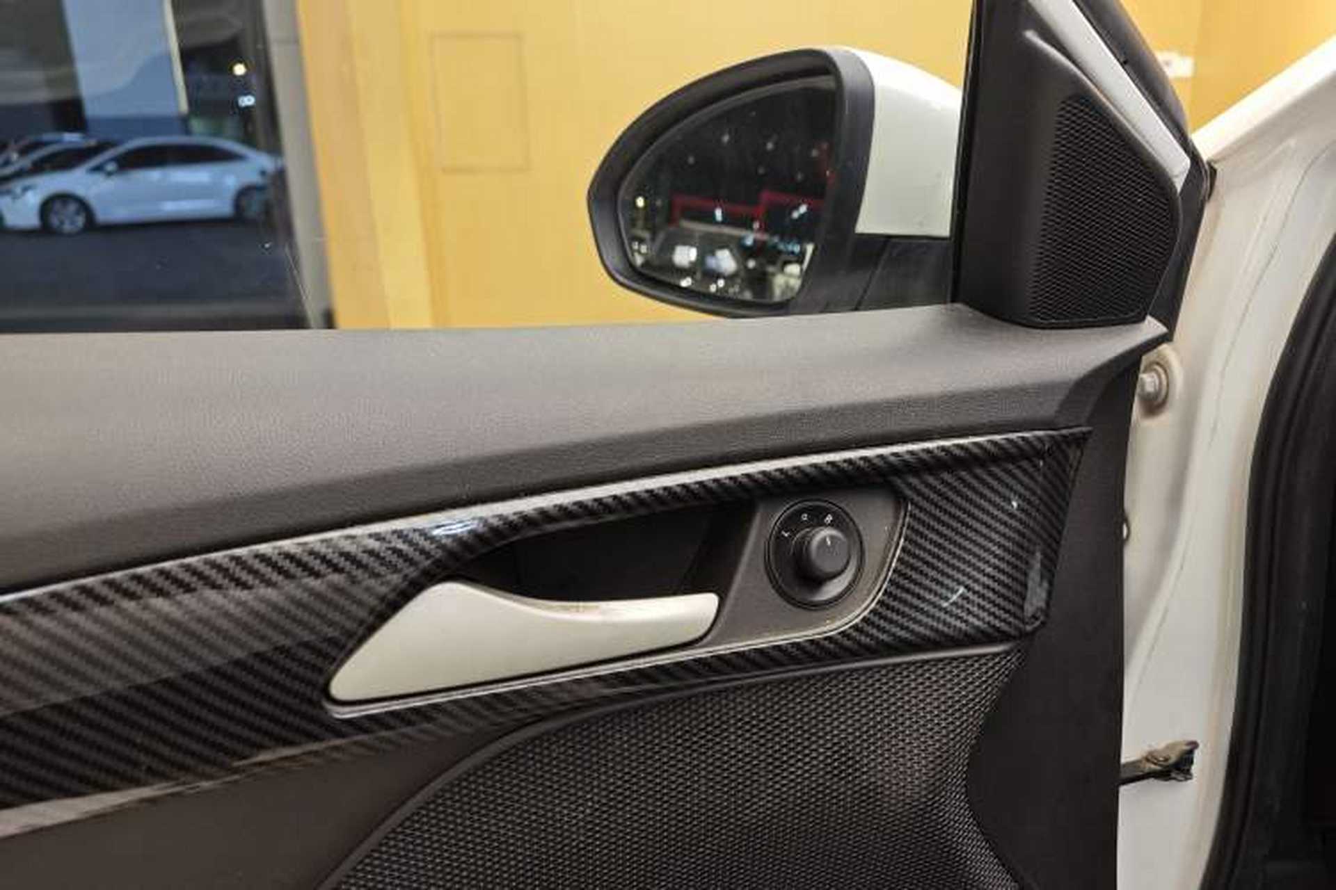 Used Chevrolet Cavalier 2019 320 Automatic Enjoyment with Sunroof Interior 10