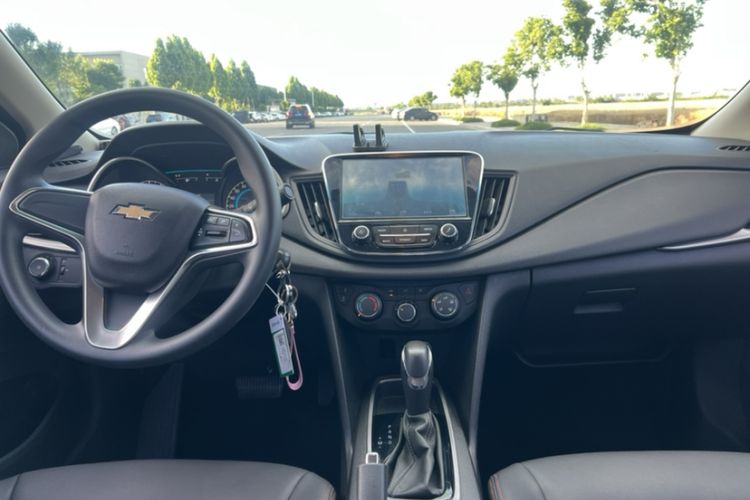 Used Chevrolet Cavalier 2019 320 Automatic Enjoyment with Sunroof Interior 2