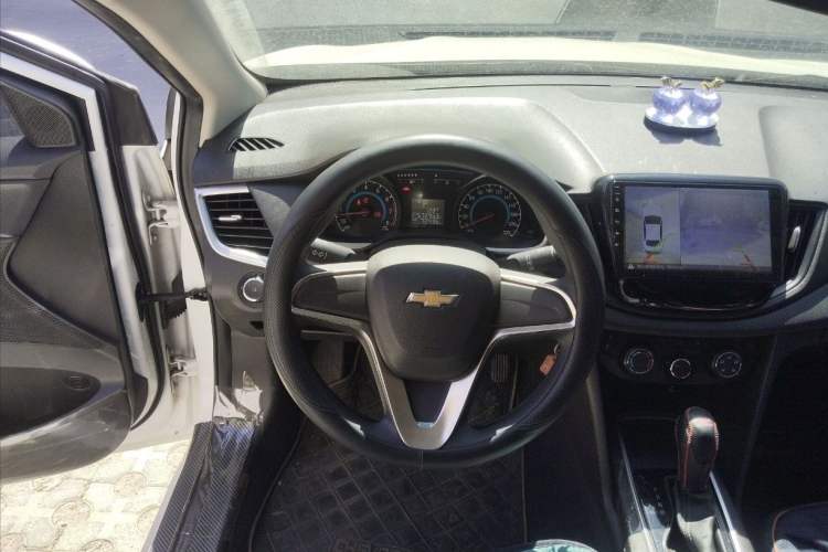 Used Chevrolet Cavalier 2019 320 Automatic Enjoyment with Sunroof Interior 2