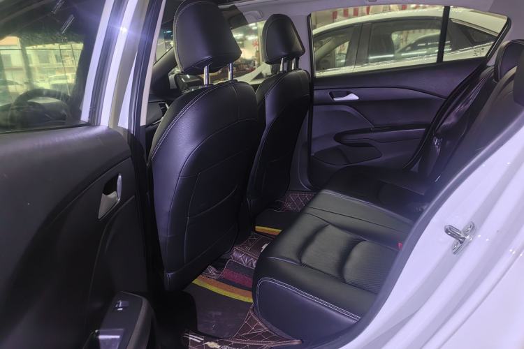 Used Chevrolet Cavalier 2019 320 Automatic Enjoyment with Sunroof Interior 3
