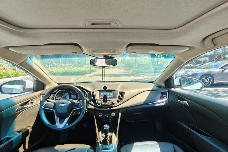 Used Chevrolet Cavalier 2019 320 Manual Xinyue Edition Interior 3