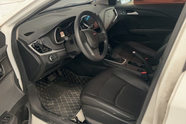 Used Chevrolet Cavalier 2019 320 Automatic Enjoyment with Sunroof Interior 3