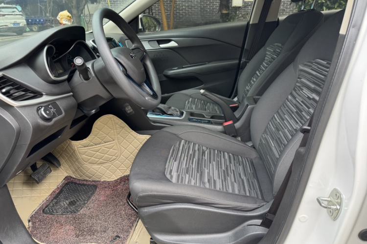 Used Chevrolet Cavalier 2019 320 Automatic Enjoyment with Sunroof Interior 3