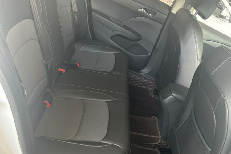 Used Chevrolet Cavalier 2019 320 Automatic Xinyue Edition Interior 4