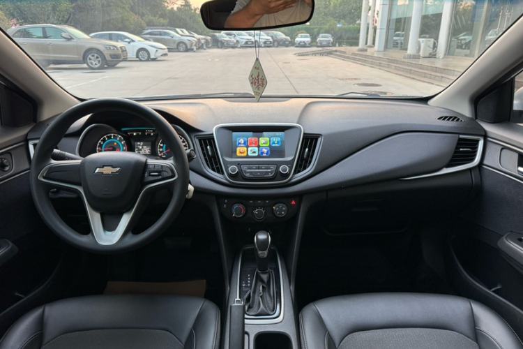 Used Chevrolet Cavalier 2019 320 Automatic Xinyue Edition Interior 4