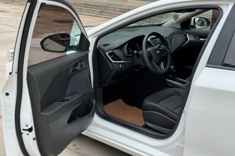 Used Chevrolet Cavalier 2019 320 Automatic Xinyue Edition Interior 4