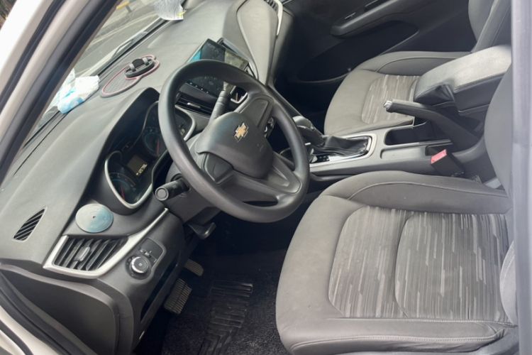 Used Chevrolet Cavalier 2019 320 Automatic Enjoyment with Sunroof Interior 4