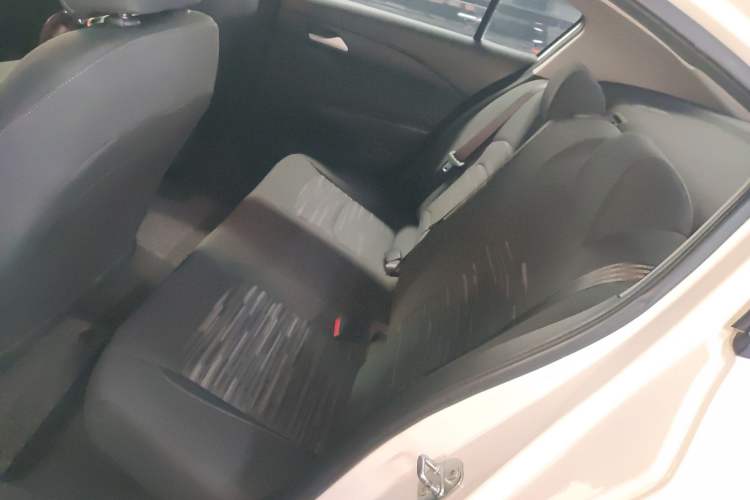 Used Chevrolet Cavalier 2019 320 Automatic Enjoyment with Sunroof Interior 4