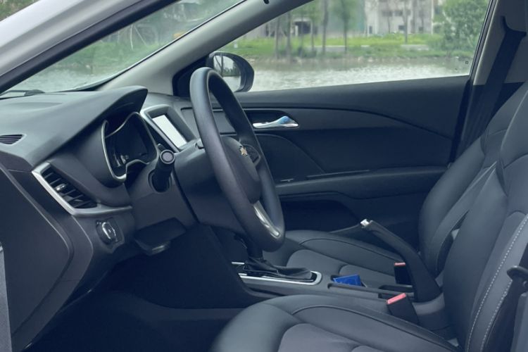 Used Chevrolet Cavalier 2019 320 Automatic Xinyue Edition Interior 4