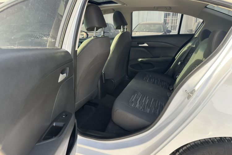 Used Chevrolet Cavalier 2019 320 Automatic Enjoyment with Sunroof Interior 4