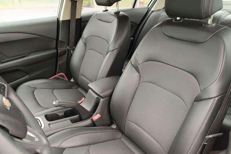 Used Chevrolet Cavalier 2019 320 Automatic Xinyue Edition Interior 5