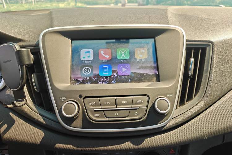 Used Chevrolet Cavalier 2019 320 Manual Xinyue Edition Interior 6