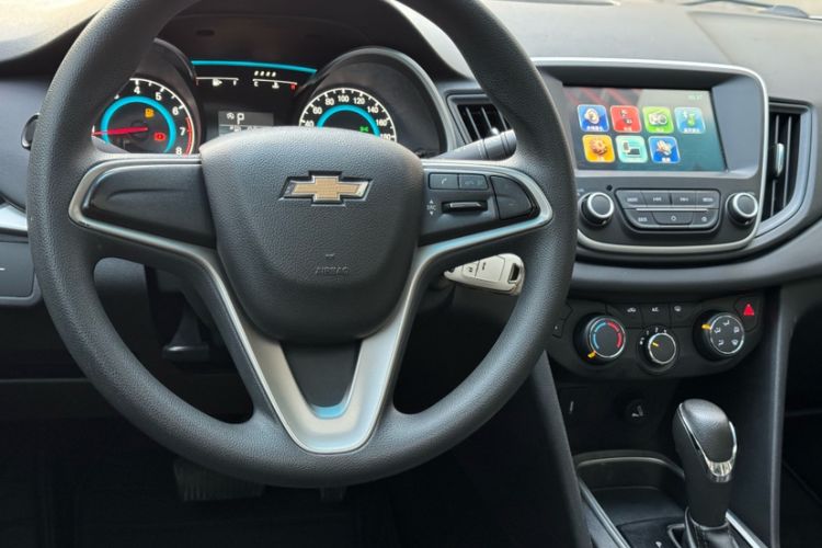 Used Chevrolet Cavalier 2019 320 Automatic Xinyue Edition Interior 7