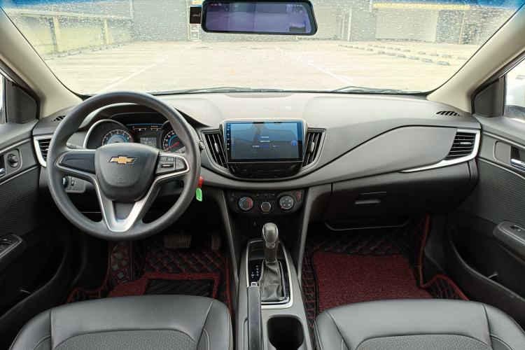 Used Chevrolet Cavalier 2019 320 Automatic Xinyue Edition Interior 8