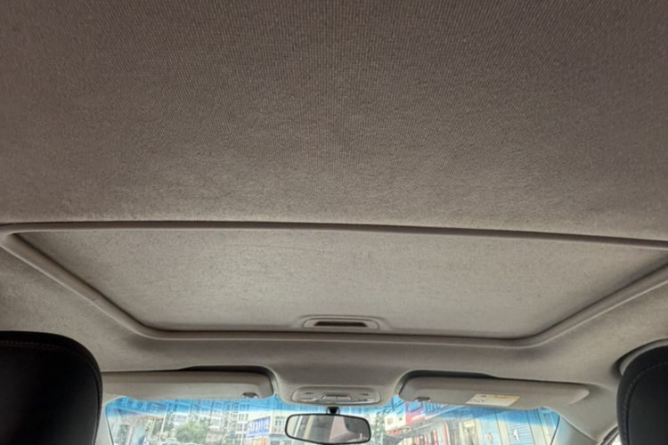 Used Chevrolet Cavalier 2019 320 Manual Xinyue Edition Interior 8