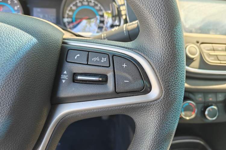 Used Chevrolet Cavalier 2019 320 Manual Xinyue Edition Interior 9